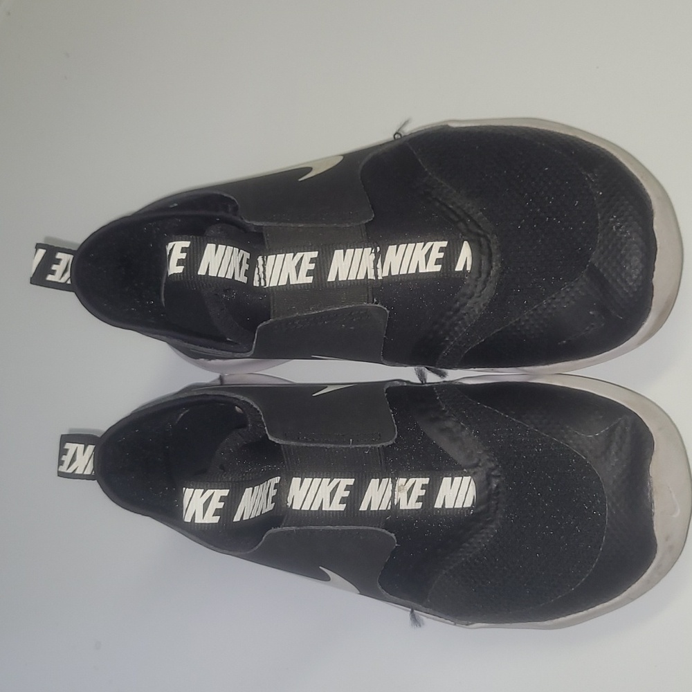 Nike Flex Runners